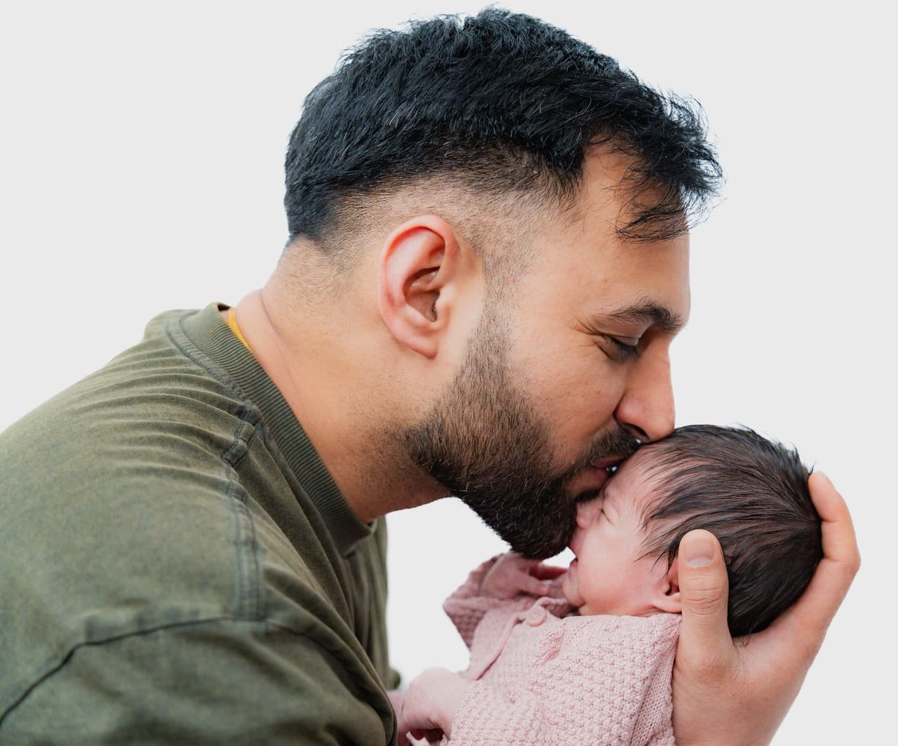 Newborn at home, photo 12 of 18